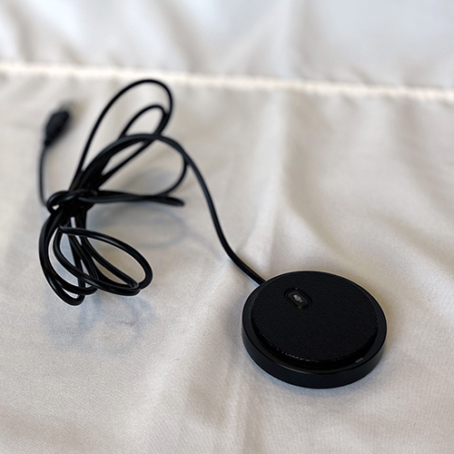 Flat round mic with wound cord